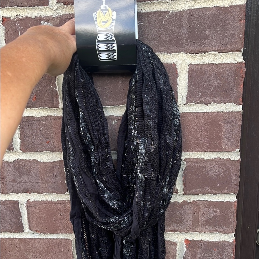 Black Women's Sequin Infinity Scarf -